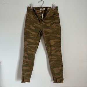 Lucky Brand camo jeans
